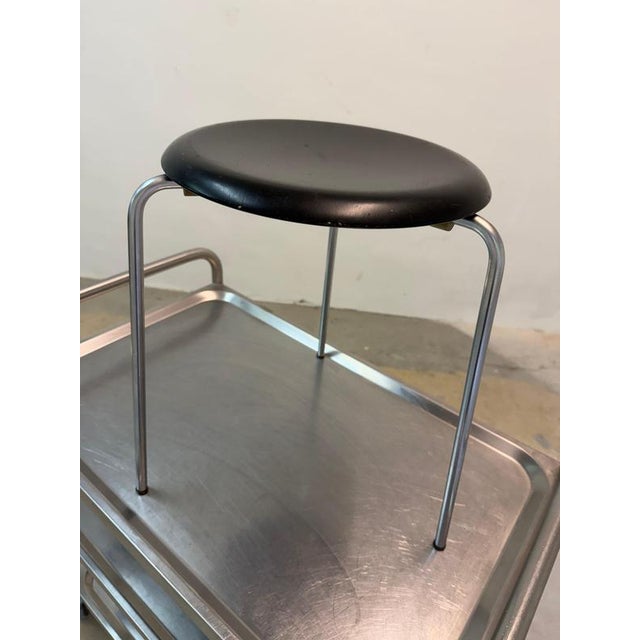 Fritz Hansen Tripod Dot Stool in Black Chrome by Arne Jacobsen for Fritz Hansen For Sale - Image 4 of 11