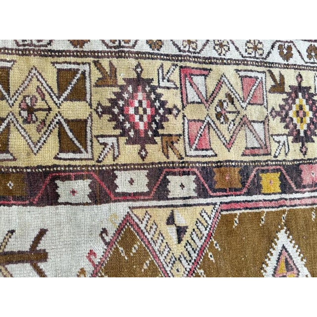 Vintage Turkish Anatolian Rug, 1960s For Sale - Image 12 of 18