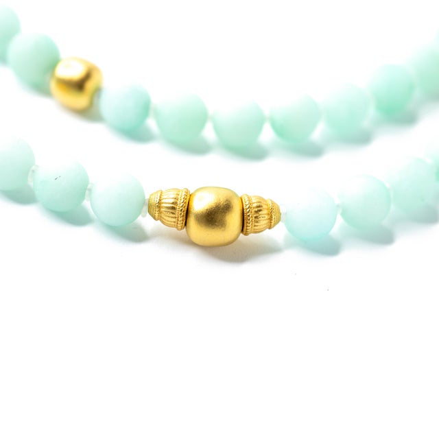 Modern Mint Green Chalcedony Necklace For Sale - Image 3 of 10