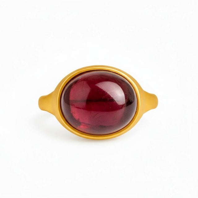 Modern Red Garnet Cabochon Ring, Size 6.75 For Sale - Image 3 of 6