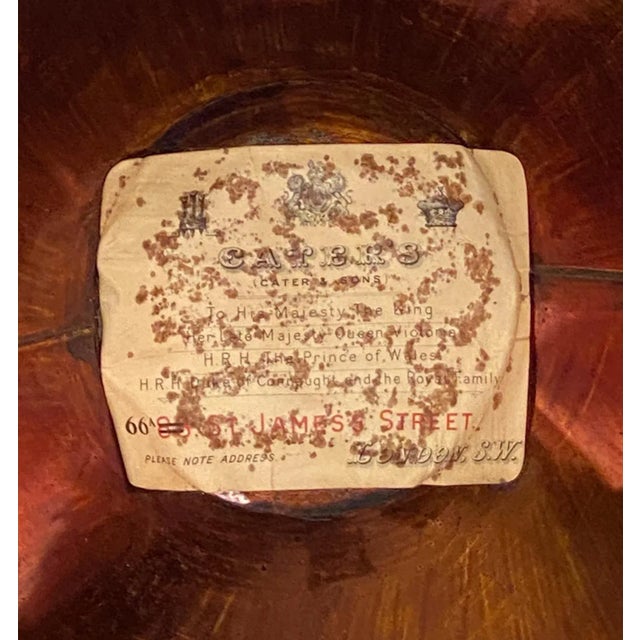 English Tole Hat Box, England 19th Century For Sale - Image 3 of 7