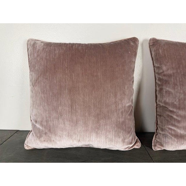 Contemporary Pair of Contemporary Blush Velvet Decorative Pillows by Melissa Levinson For Sale - Image 3 of 6