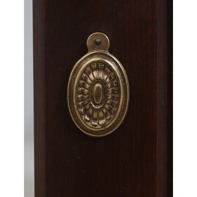 Wood Henkel Harris Mahogany Queen Size Pencil Poster Bed For Sale - Image 7 of 16