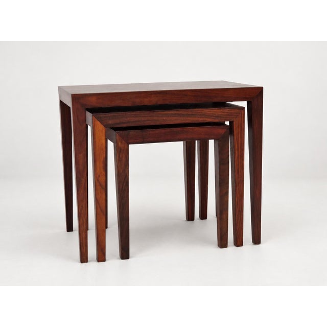 1960s Nesting Tables in Rosewood by Severin Hansen for Haslev Møbelsnedkeri, Denmark, 1960s, Set of 3 For Sale - Image 5 of 14