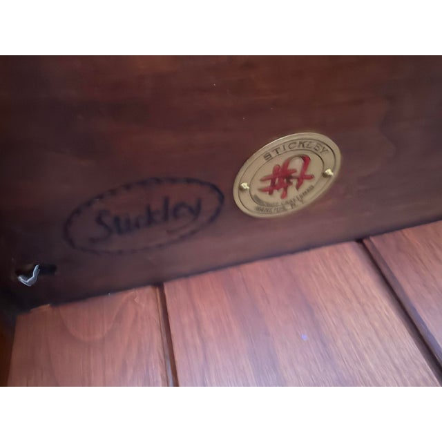 Stickley 1980s Stickley Mission Oaks Arts & Craft Bookcase Cabinet For Sale - Image 4 of 4