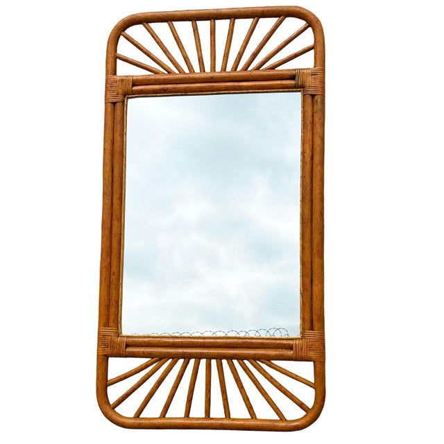 Mid-Century Modern 1950s Restored Single-Strand Fanning Rounded Rattan Wall Mirror W/ Stick Reed Rattan For Sale - Image 3 of 7