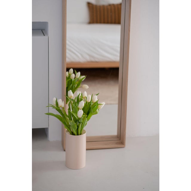 Campo is a multipurpose mirror that opens a window to simple times. A minimal and honest design that offers a variety of...