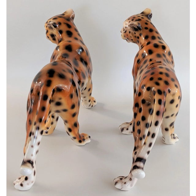 Ceramic 1970s Vintage Ceramic Cheetah Leopard Figurines - a Pair For Sale - Image 7 of 13