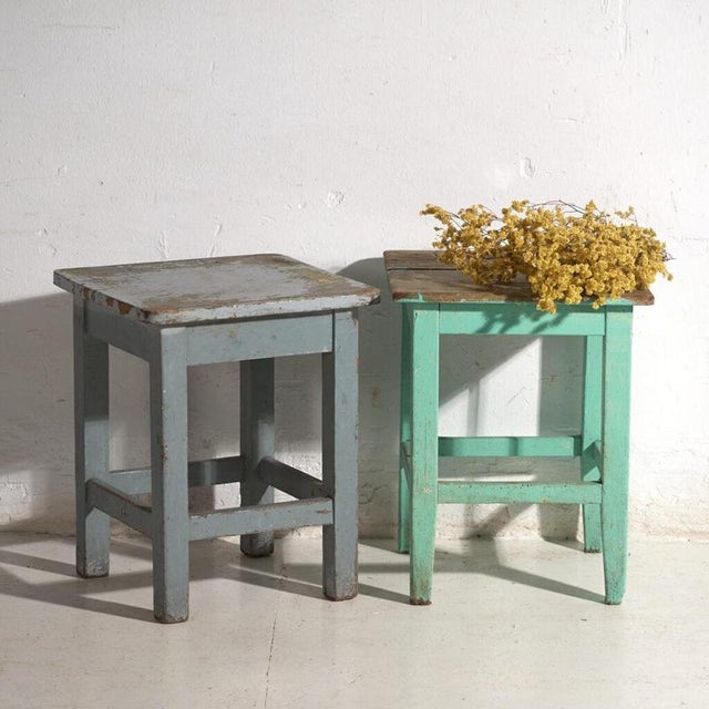 Bedside Tables in Pine, Central Europe, 1940, Set of 2 For Sale - Image 3 of 3