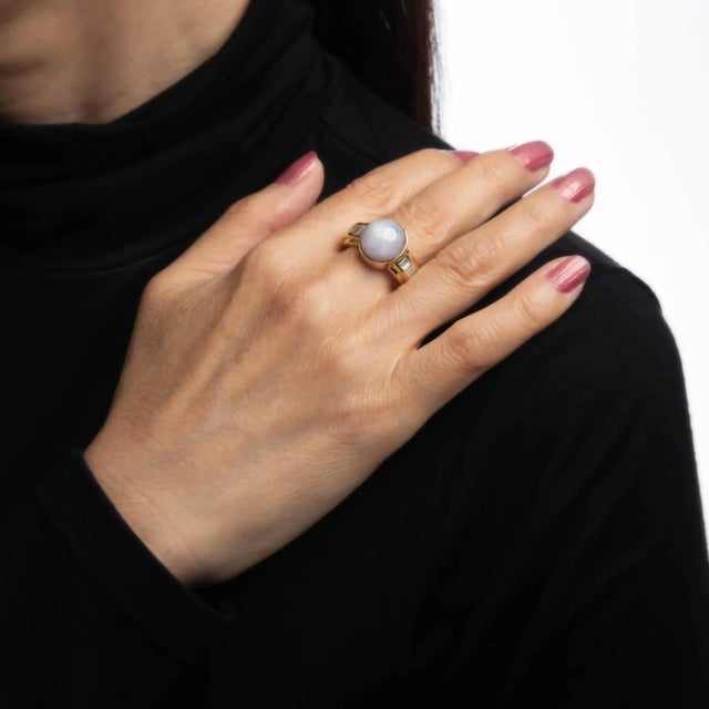 9ct Natural Star Sapphire Ring Six Point Diamond Vintage 18k Gold Blue Grey 9.5 size 9.5 For Sale In Los Angeles - Image 6 of 7