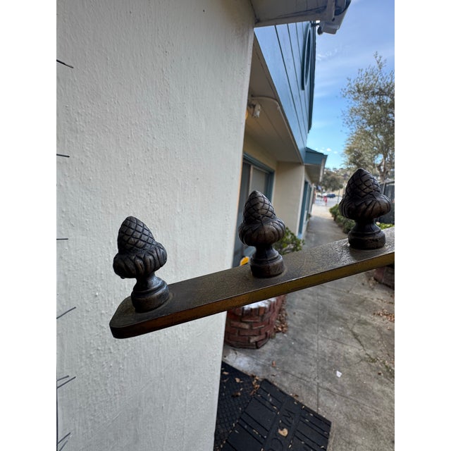 Hollywood Regency Vintage Brass Commercial Valet Coat Stand With Acorn Finials & Ornate Cast Base, Hotel Lobby Style For Sale - Image 3 of 12