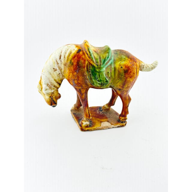 Vintage Sancai Glaze Ceramic Horse Figurines Set - Tang Dynasty Style - Pair of 2 For Sale - Image 4 of 8