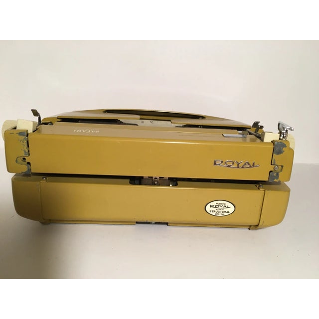 Vintage Mustard Royal Safari Typewriter With Case & Key For Sale - Image 11 of 13