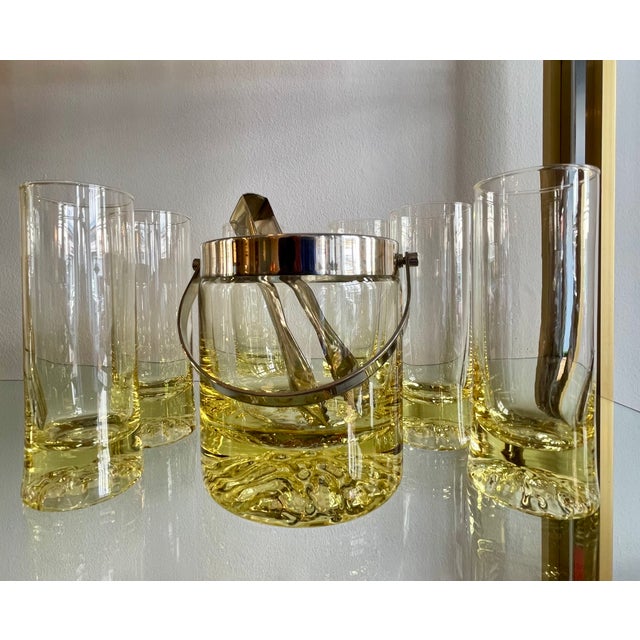 1970s Highball Glasses and Ice Bucket Cocktail Set in Mouth-Blown, Yellow Crystal Glass, 1970s, Set of 7 For Sale - Image 5 of 6