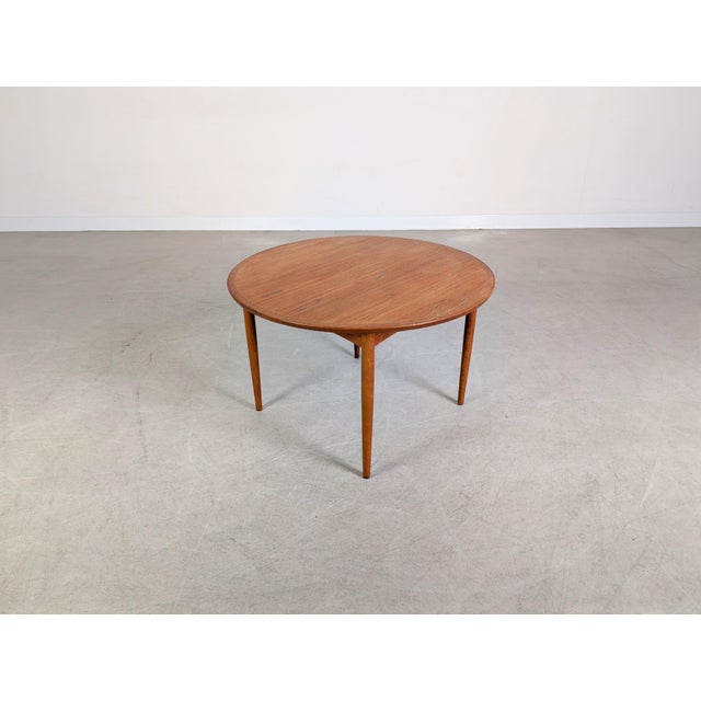 Mid-Century Modern Mid-Century Modern Danish Coffee Table in Teak For Sale - Image 3 of 9
