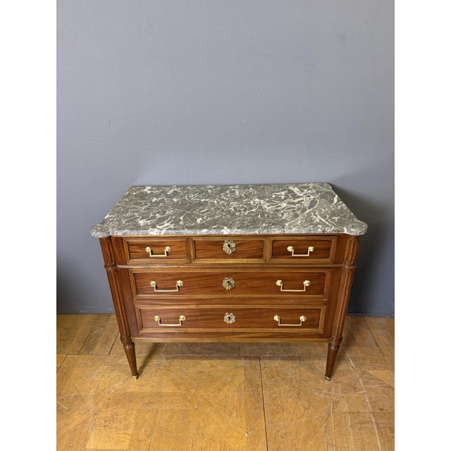 Louis XVI Style Chest of Drawers in Walnut, 1800s For Sale - Image 9 of 9