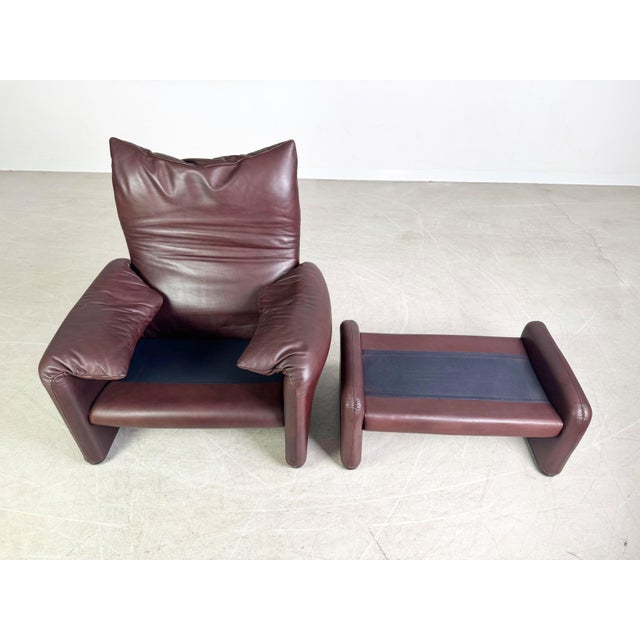 Brown Set of Maralunga Chair with Ottoman by Vico Magistretti for Cassina For Sale - Image 8 of 14