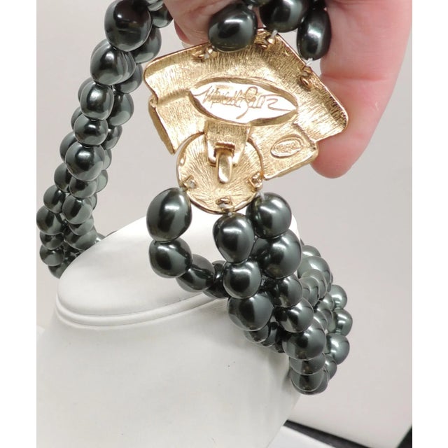 Trifari Vintage 1980s Signed Marcella Saltz for Trifari 3-Strand Faux-Black Baroque Pearls Necklace For Sale - Image 4 of 8