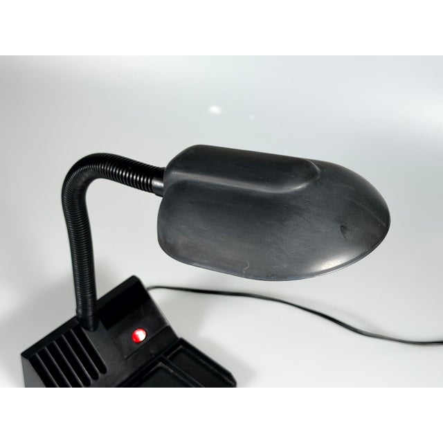 Metal Space Age Adjustable Gooseneck Table Lamp in Metal and Plastic, 1960s For Sale - Image 7 of 12