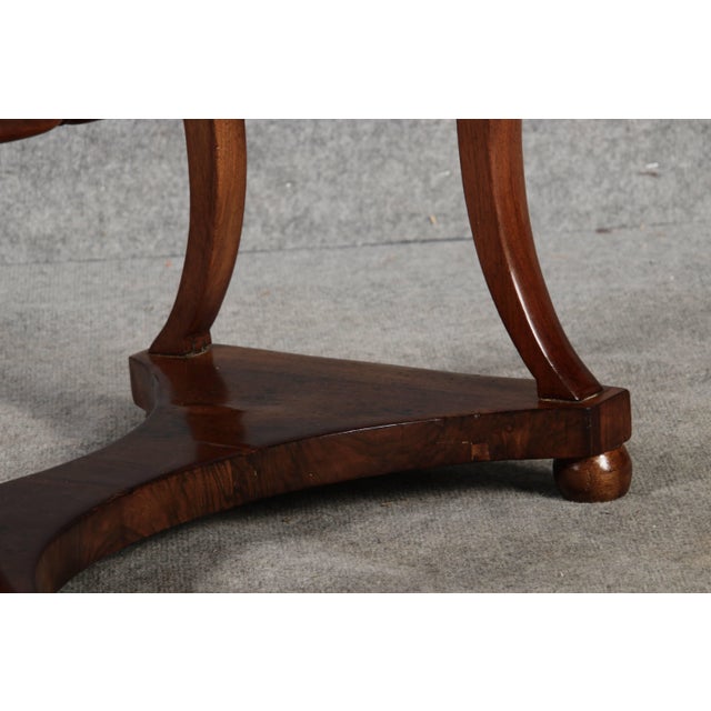 Small Antique Biedermeier Side Table in Walnut, 1830 For Sale - Image 18 of 18