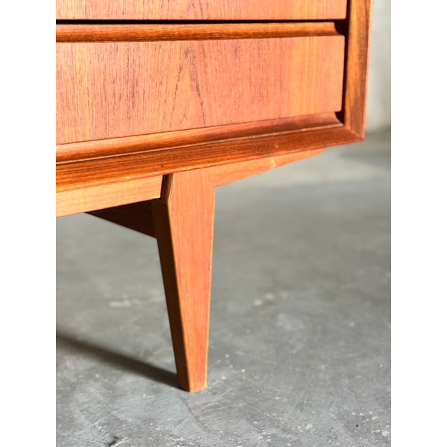 1960s Mid-Century Danish Sideboard Attributed to Knud Nielsen for Løsning Mobelfabrik For Sale - Image 18 of 18