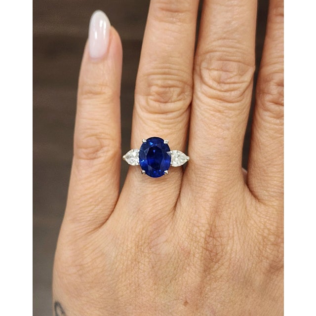 6.51 Ct Gia Certified Sapphire and Diamond Ring, Size 4.5 For Sale - Image 4 of 9