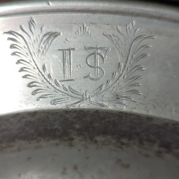 Antique Pewter Charger Plate (C. 1780–1840) For Sale - Image 4 of 9