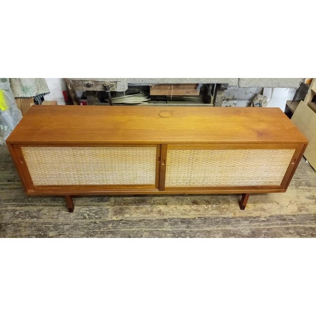 Mid-Century Modern Model RY 26 Sideboard in Teak by Hans Wegner for Ry Møbler, 1950s For Sale - Image 3 of 17