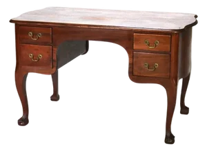 Antique Rj Horner Mahogany Serpentine Bombay Style Desk With Claw & Ball Feet