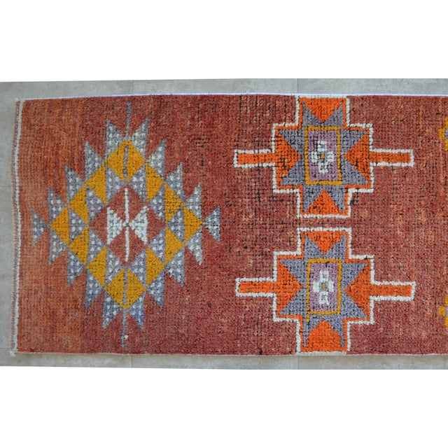 1960s Vintage Hand Knotted Turkish Runner For Sale - Image 11 of 15