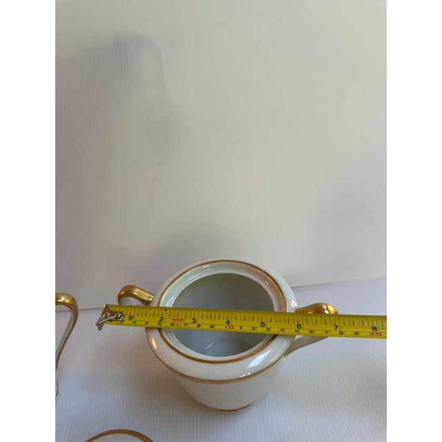Vintage 1950s Limoges France Creamer and Sugar Bowl With Lid by Cenpor in Classic White and Gold Trim Set For Sale - Image 10 of 16