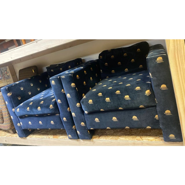Textile 1980s Pair of Parsons Style Club Chairs in Deep Blue Velvet With an Abstract Sunset Motif Pattern For Sale - Image 7 of 8