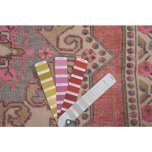 1960s Vintage Faded Turkish Kemerhisar Rug 4'3'' X 6'12'' For Sale - Image 12 of 13