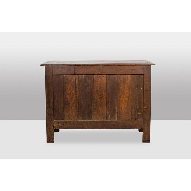 Louis XIV Parisian Chest of 5 Drawers in Walnut For Sale - Image 5 of 9