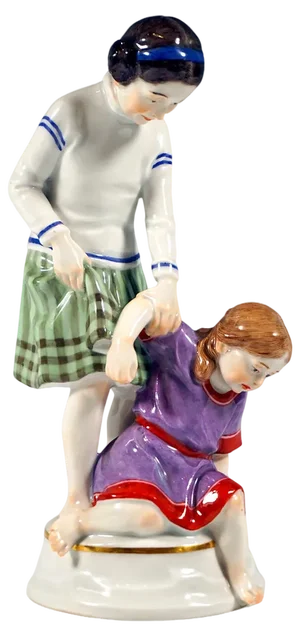 Art Nouveau Girls Figurine Group attributed to A. Koenig for Meissen, Germany, 1940s
