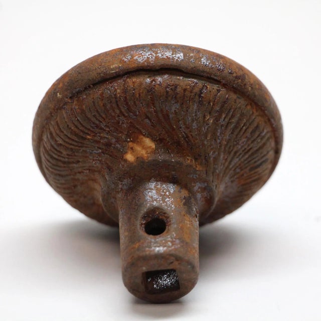 1910s Pair of Antique Swirl Lockwood Cast Iron Door Knobs For Sale - Image 5 of 5