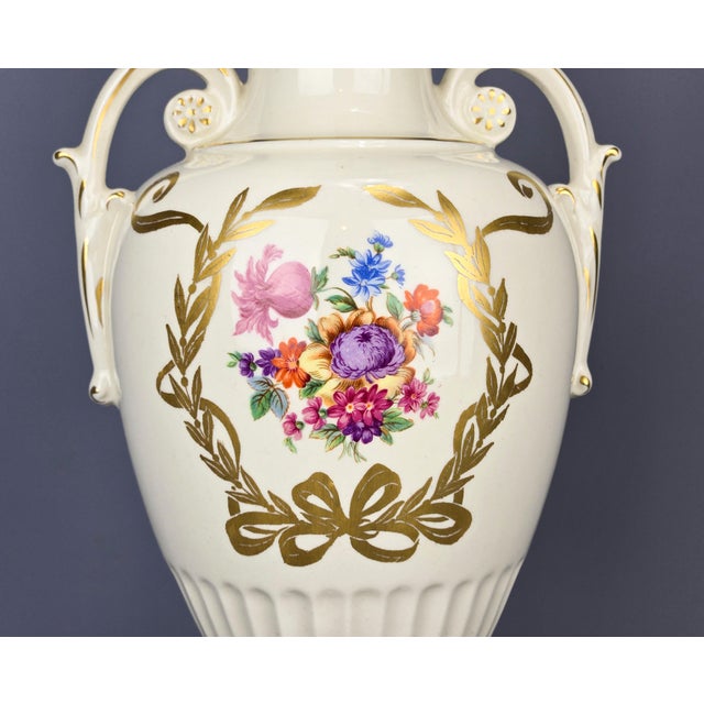 19th Century Old Paris Hand Painted Porcelain Amphora Vase For Sale - Image 4 of 11