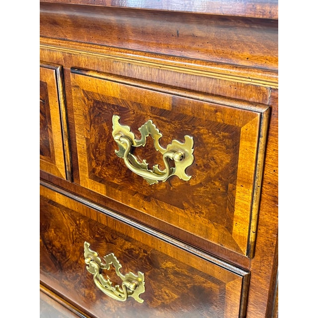 Wood Late 20th Century Henredon Aston Court Banded Mahogany and Burlwood Chest on Chest For Sale - Image 7 of 17