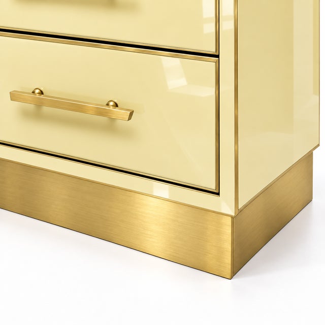Not Yet Made - Made To Order Butter Yellow Murano Glass Bedside Tables on Brass Plinth from Justfurnituress SRL, Set of 2 For Sale - Image 5 of 9