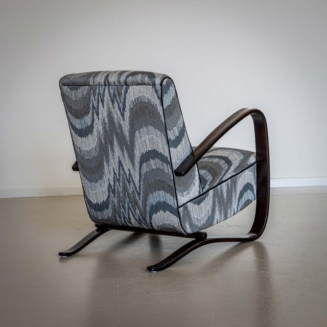 Pair of H-269 Lounge Chairs by Jindřich Halabala, Czech Republic 1930s For Sale In New York - Image 6 of 18