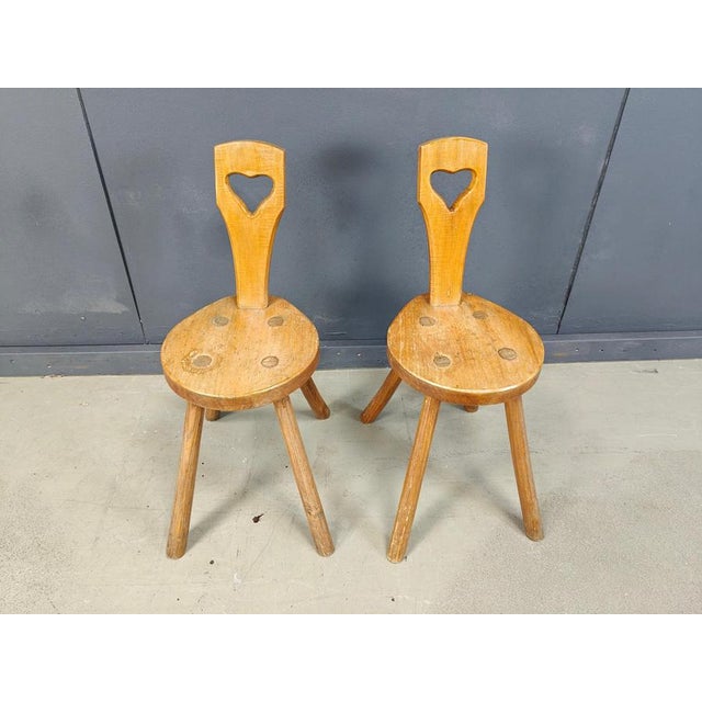 Unique brutalist hand crafted dining chairs. Sturdy frames with a nice rustic design. Made from stained oak. 1960s -...
