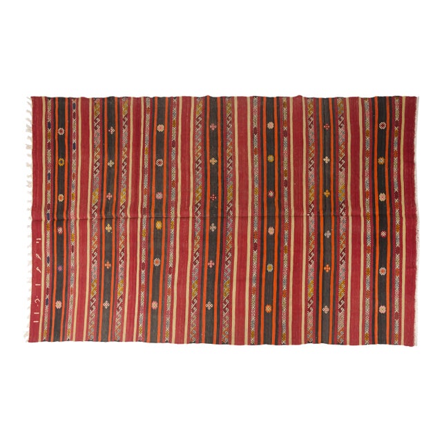 Mid 20th Century Traditional Patterned Kilim Kilim For Sale