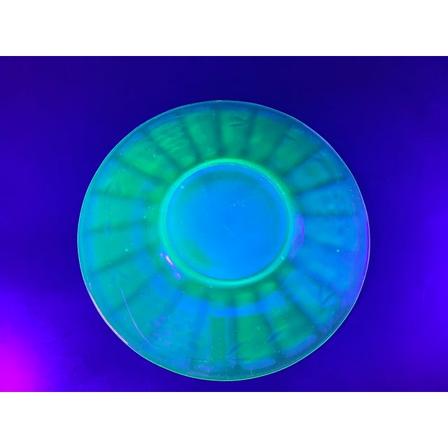 1920s 1920s Atomic Pattern Green Vaseline Glass Plates- Set of 4 For Sale - Image 5 of 9