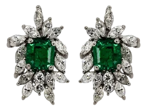 Late 20th Century Pair of Platinum Emerald Earrings