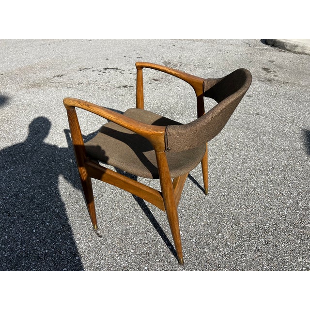 1950s Vintage Attributed to Gunlocke Chair Co. in Walnut For Sale - Image 12 of 13
