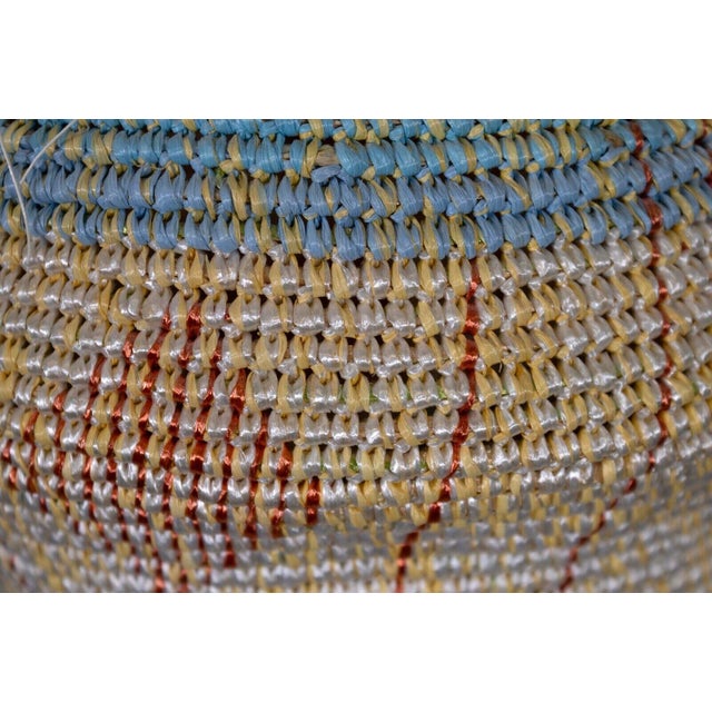 Katherine Westphal Big Sky Signed Raffia Woven Basket w/ Feather Accents 1994 For Sale In Detroit - Image 6 of 10