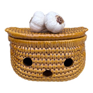 Mid-Century French Majolica Garlic Tureen For Sale