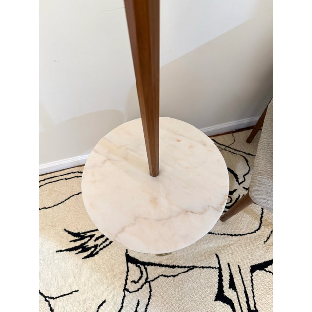 Mid-Century Modern Vintage Mid Century Floor Lamp by Laurel Lamp Co For Sale - Image 3 of 9