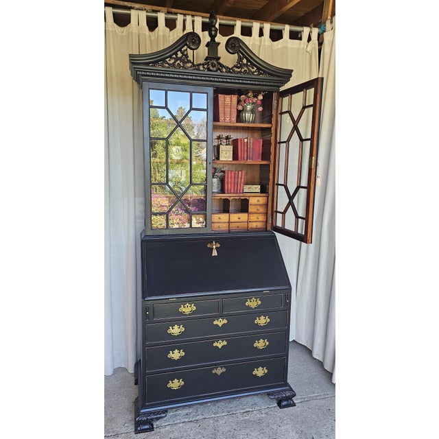 1940s Black Chippendale Style Secretary Desk/ Secretary Hutch, 2 Piece Cabinet For Sale In Los Angeles - Image 6 of 17