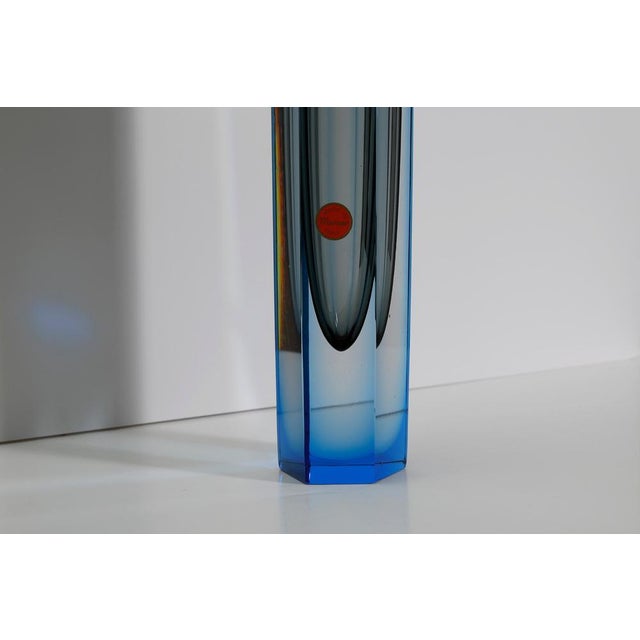 Faceted Murano Sommerso Glass Vase, Italy, 1990s For Sale - Image 9 of 10